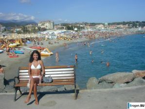 Beauty at a resort in Italy. Thumb 27