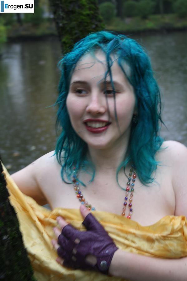 Eve in the park. Photo 4