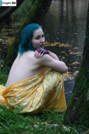 Eve in the park. Thumb 29