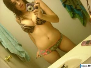 Грудастая ТП и часть её жизни на фото. Часть 4. Эскиз 12