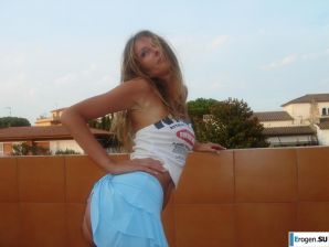 Beauty from Italy and all her personal photos. Part 2. Thumb 36