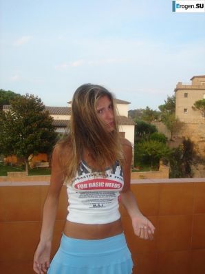 Beauty from Italy and all her personal photos. Part 2. Thumb 38