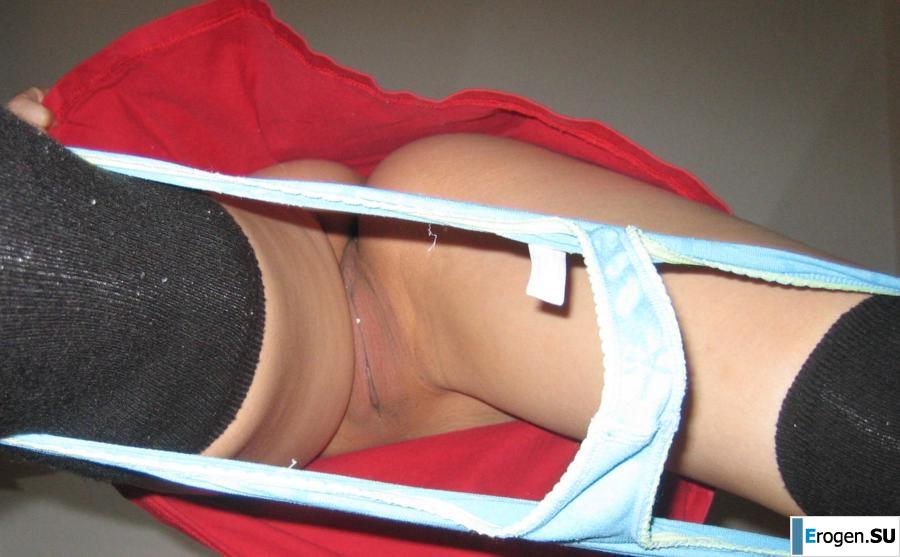 Asian has fun at home. Photo 36