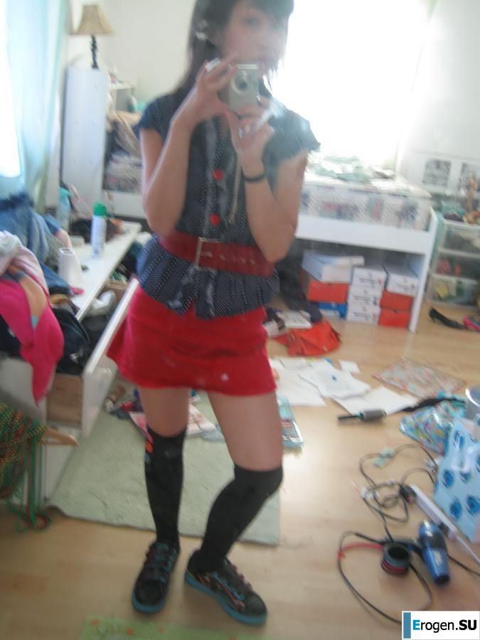 Asian has fun at home. Photo 37