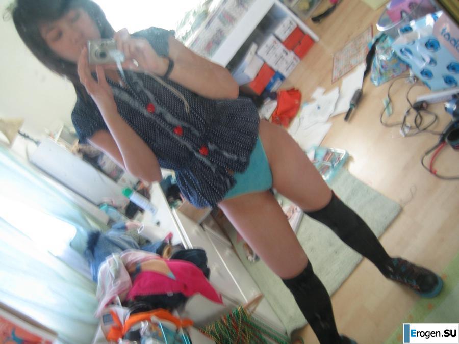 Asian has fun at home. Photo 39