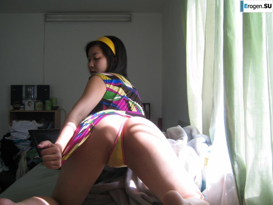 Азиатка развлекается дома. Часть 2. Фото 40