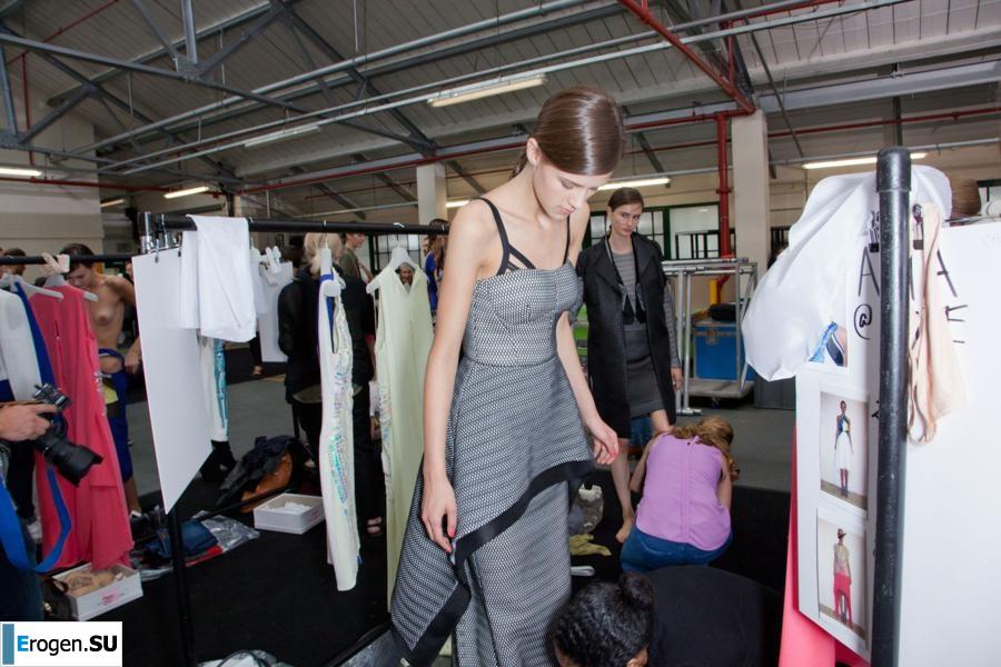 Dressing rooms, latrines, changing rooms for models. Photo 25