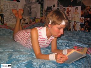 Волосатая худышка. Эскиз 6