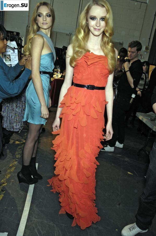 Гримерные, уборные, раздевалки моделей. Часть 2. Фото 11