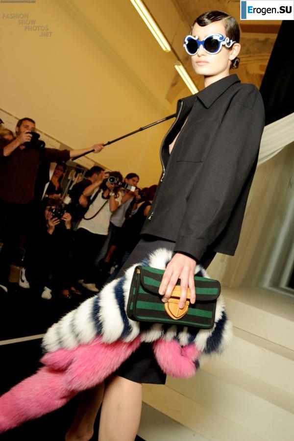 Гримерные, уборные, раздевалки моделей. Часть 2. Фото 14