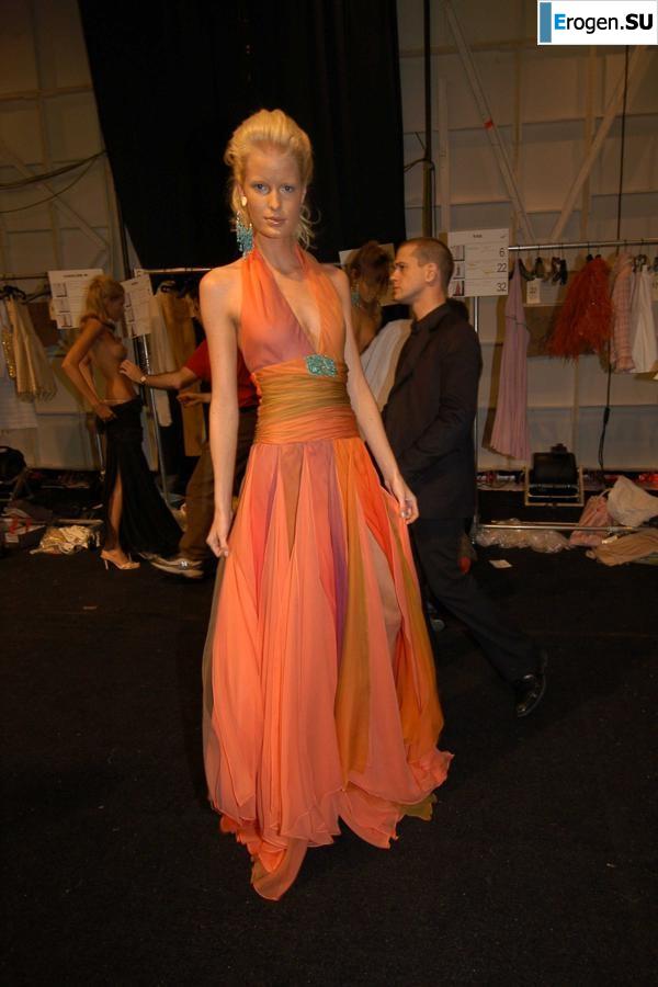 Гримерные, уборные, раздевалки моделей. Часть 2. Фото 19