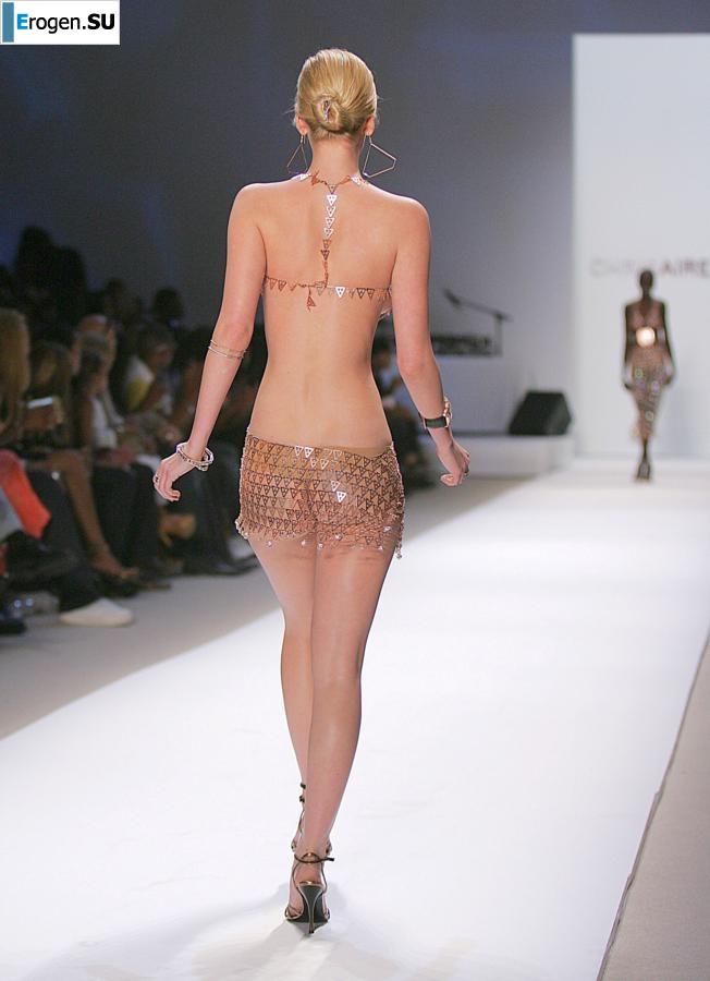 Гримерные, уборные, раздевалки моделей. Часть 2. Фото 33