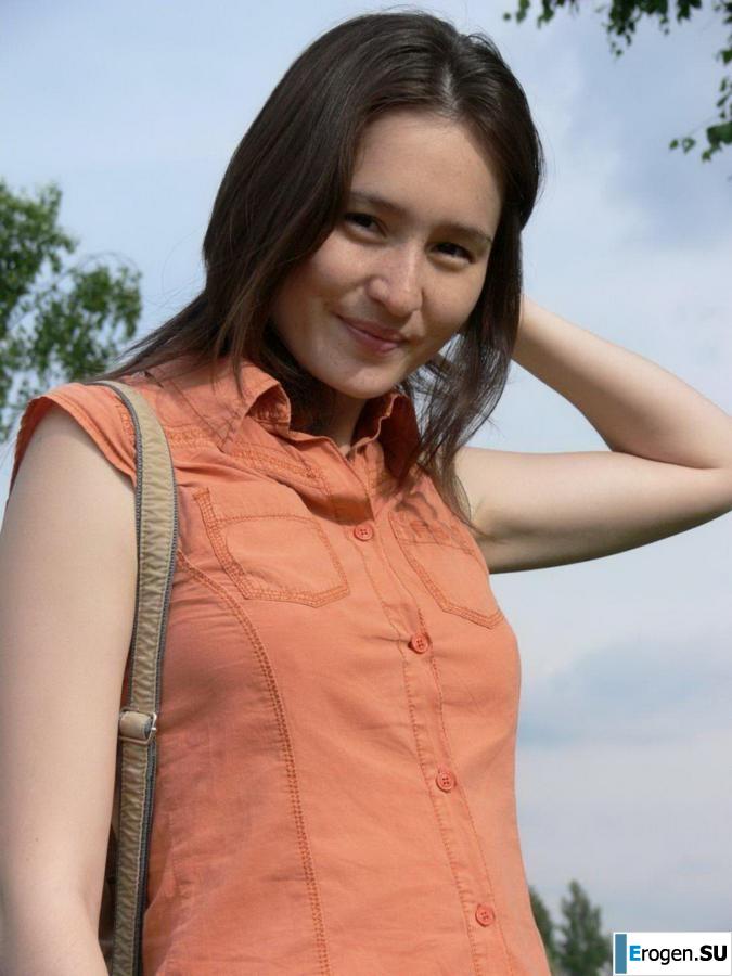 Freckled Asian. Photo 3