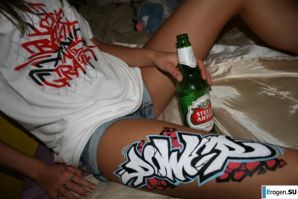 Graffiti on Girls. Part 2. Thumb 11