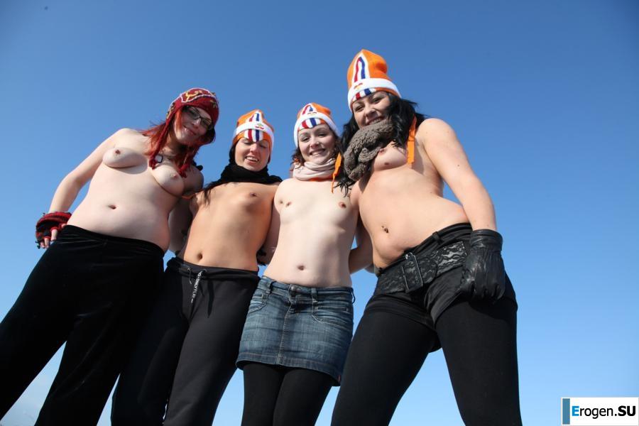Dutch nudists in winter. Part 3. Photo 15