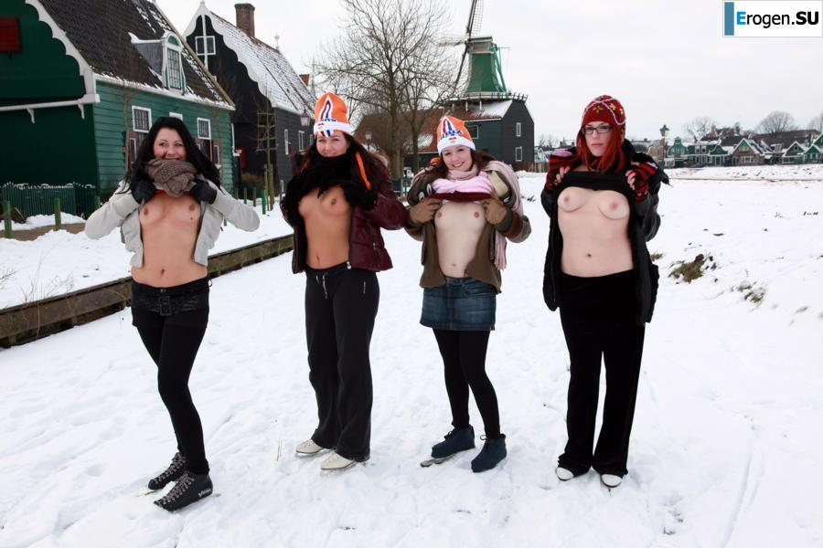 Dutch nudists in winter. Part 3. Photo 39