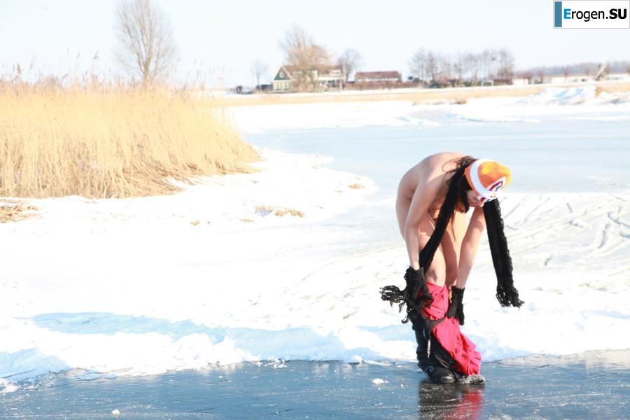 Dutch nudists in winter. Part 4. Photo 3