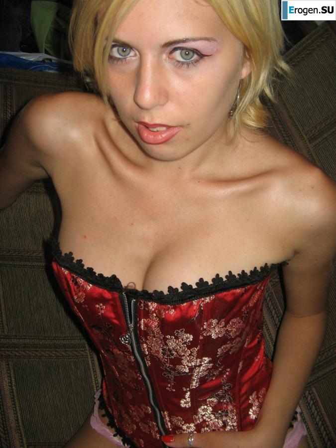A blonde Czech woman poses for her friend. Part 2. Photo 27