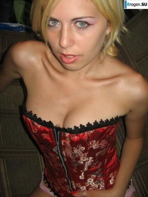 A blonde Czech woman poses for her friend. Part 2. Thumb 27