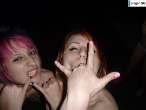 Бухие русские неформалки на крыше. Часть 3. Эскиз 11