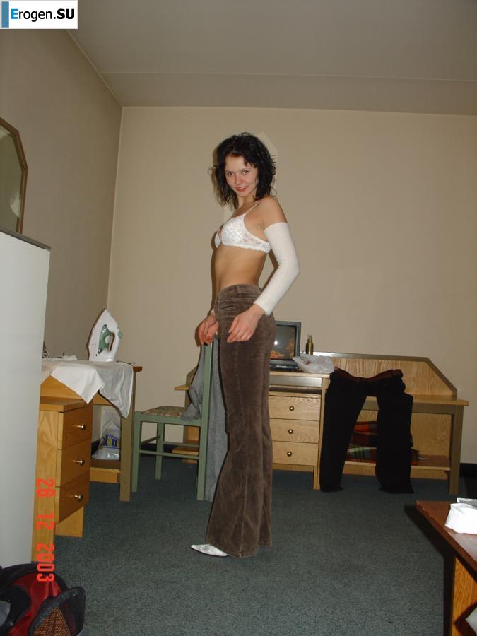 Home archive of a flexible Russian girl. Photo 7