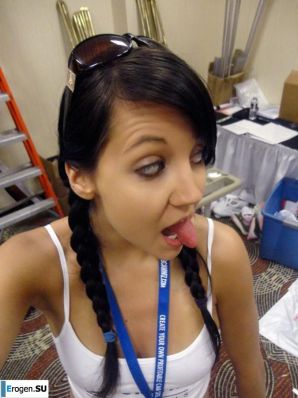 группы девушек промоутеров. Эскиз 19