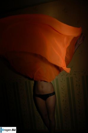 Brunette home photo session. Thumb 31