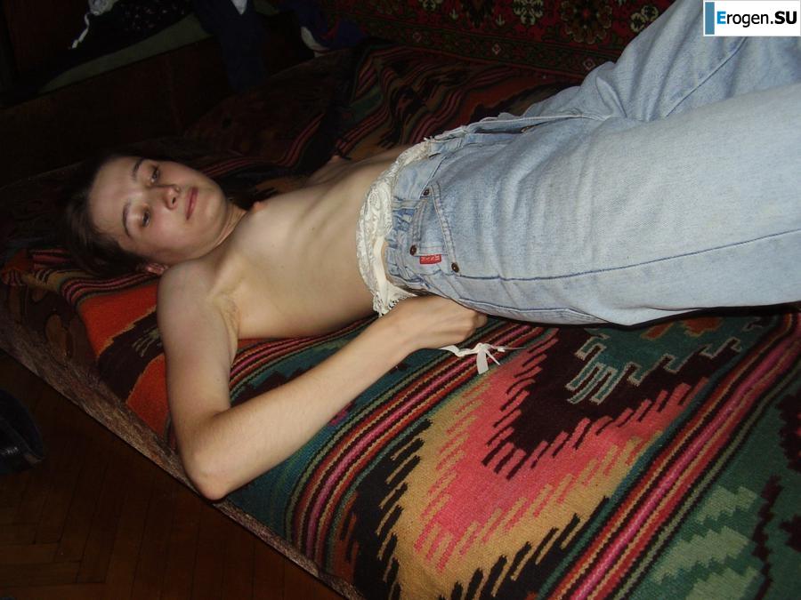 Home photos of a Ukrainian girl. Photo 26