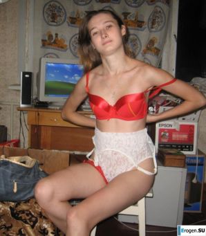 Home photos of a Ukrainian girl. Thumb 21
