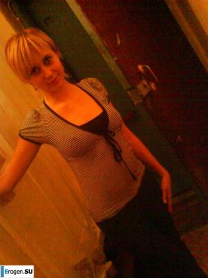 Дэвушка и ковер. Эскиз 36