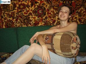 Домашние фото украинской девушки. Часть 2. Эскиз 15