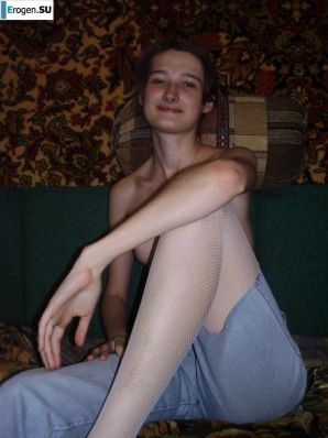 Домашние фото украинской девушки. Часть 2. Эскиз 17