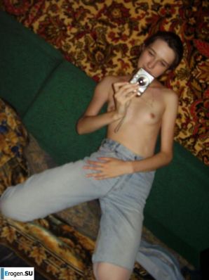 Домашние фото украинской девушки. Часть 2. Эскиз 25