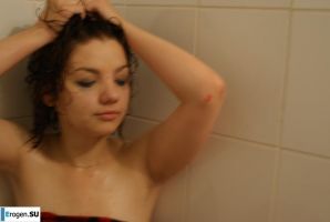 The girl in the bathroom plays with wax. Part 2. Thumb 8