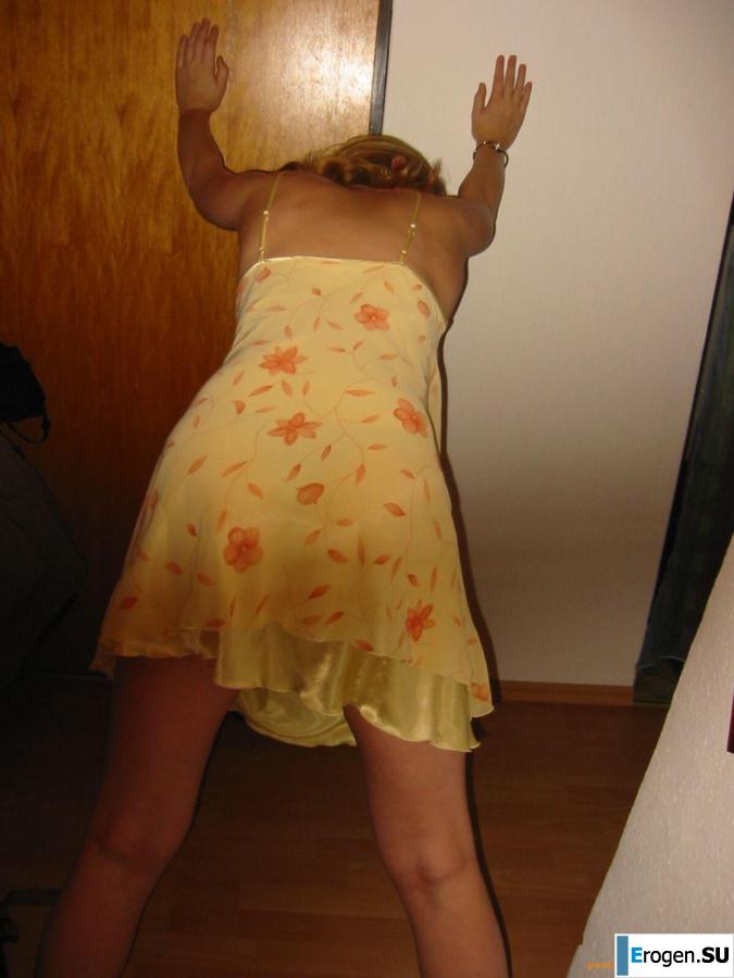 Home photo session of the red bbw. Photo 37