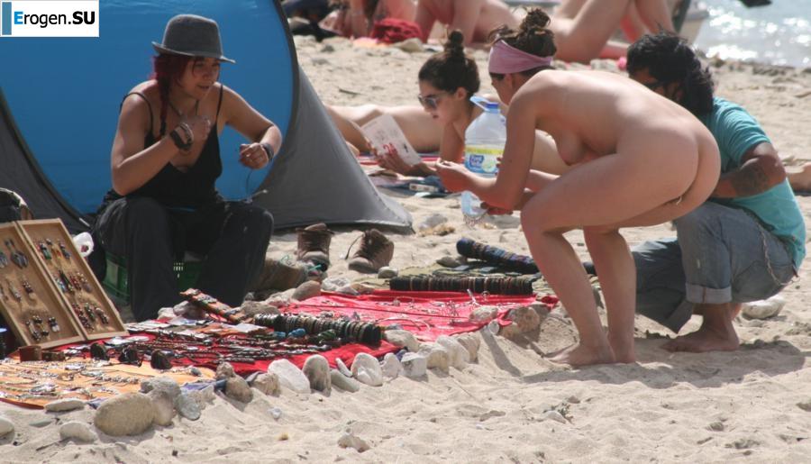 And again, hippies. Now on the beach. Part 2. Photo 10