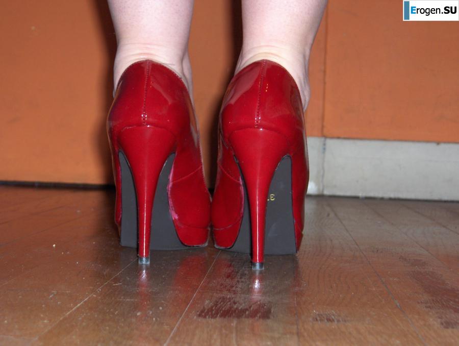 Home archive of a well-fed Parisian woman. Part 5. Photo 17