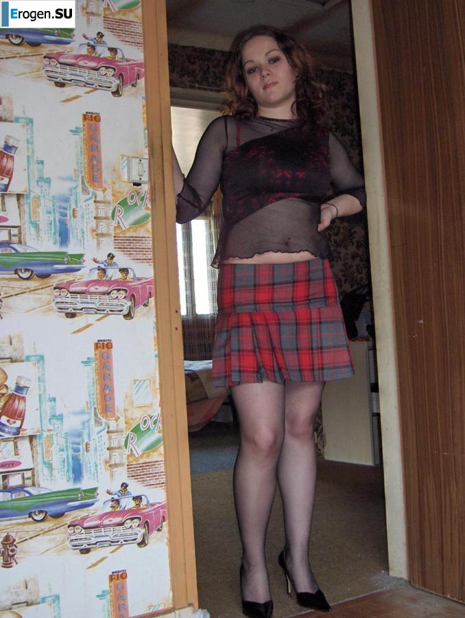 Home archive of a well-fed Parisian woman. Part 5. Photo 32