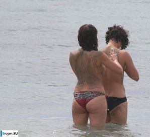 И снова хиппи. Теперь на пляжу. Часть 3. Эскиз 6