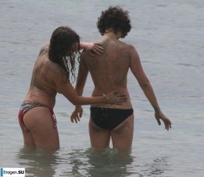 И снова хиппи. Теперь на пляжу. Часть 3. Эскиз 7