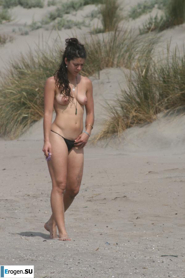 And again, hippies. Now on the beach. Part 4. Photo 18