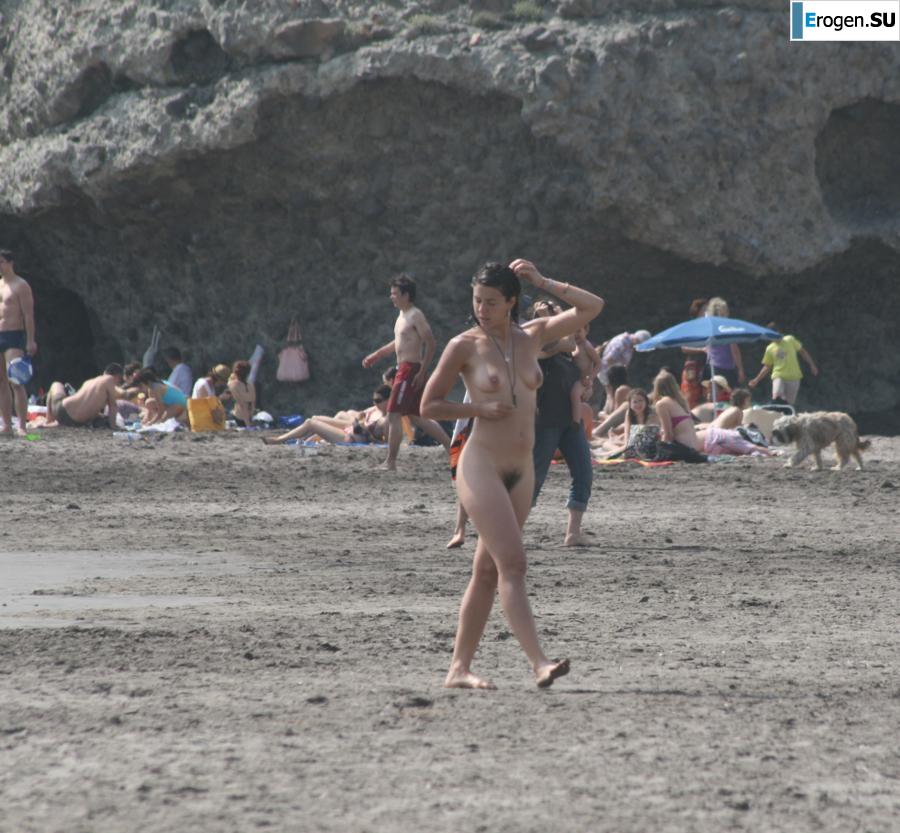And again hippies. Now on the beach. Part 5. Photo 12