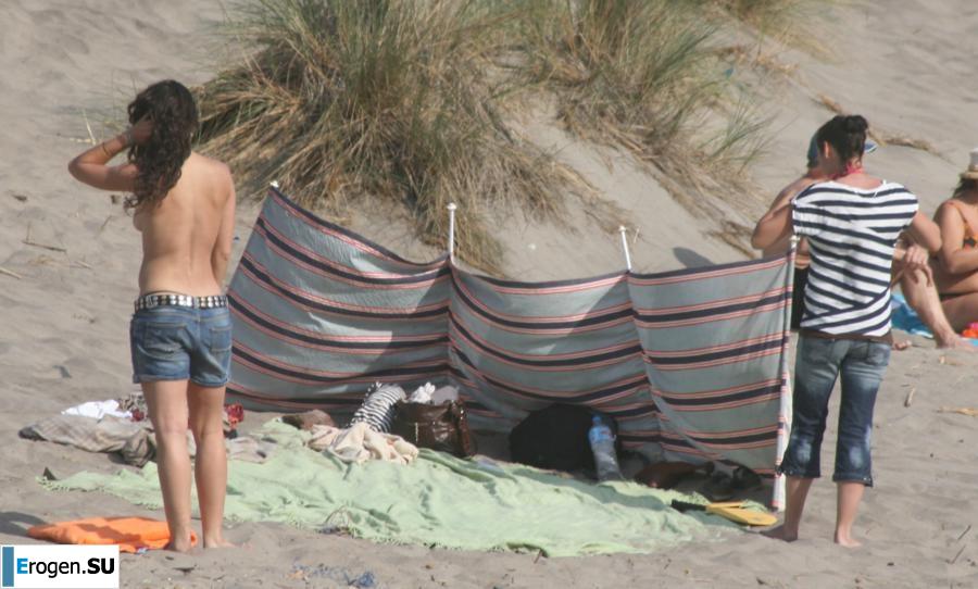 And again hippies. Now on the beach. Part 5. Photo 27