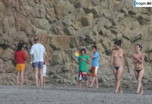 And again hippies. Now on the beach. Part 5. Thumb 19