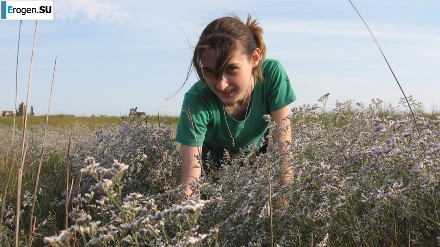 Home photos of a Ukrainian girl. Part 3. Photo 34