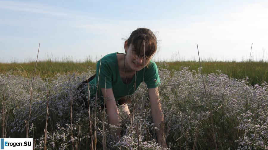 Home photos of a Ukrainian girl. Part 3. Photo 37