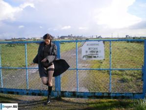 Madame Frenchwoman. Thumb 22