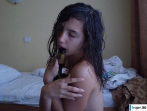 Любительница нутеллы. Эскиз 40