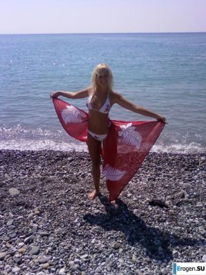 Beautiful Graduate. Thumb 15