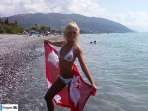 Beautiful Graduate. Thumb 8